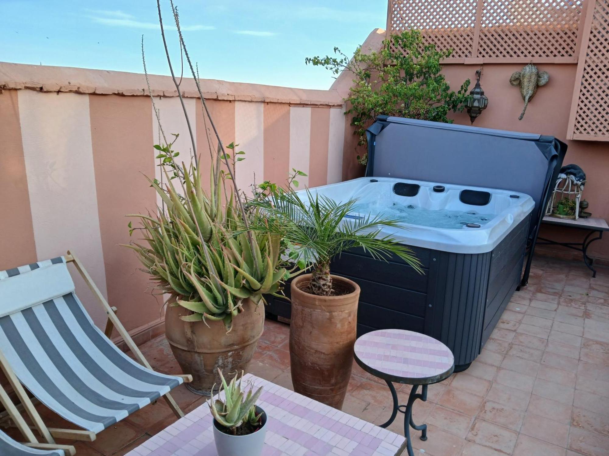 Riad Lauriers Blancs มาร์ราเกช ภายนอก รูปภาพ